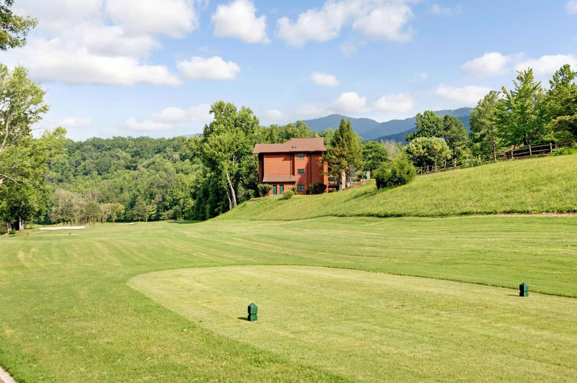 Resort Hilton Vacation Club Bent Creek Golf Village Gatlinburg Pittman Center